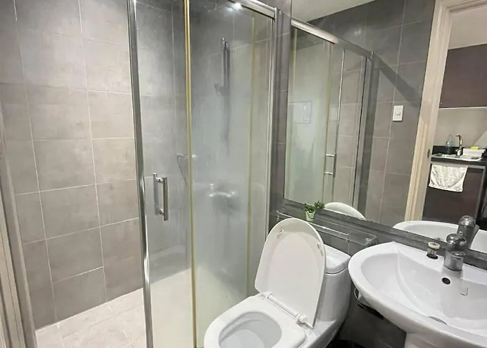 Gramercy Residences With Free Pool, Wifi, Sauna And Gym